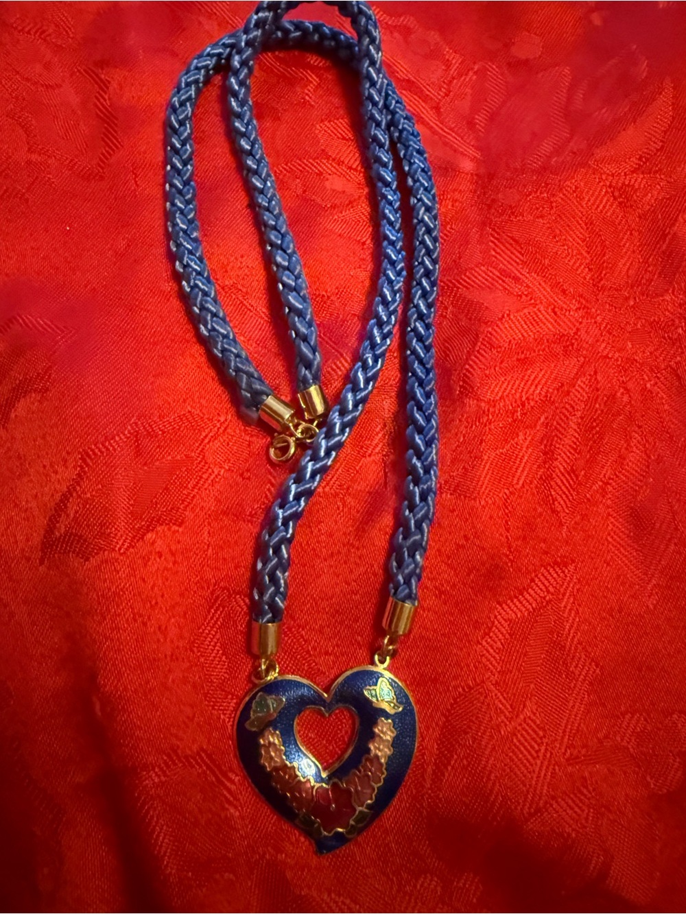 Cloisonné neckace
